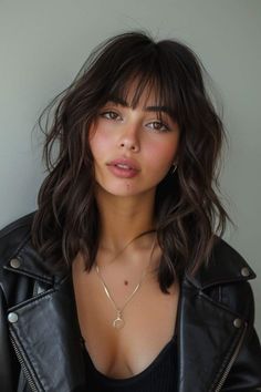 Ends Hair Color, Burnt Ends, Bangs With Medium Hair, Types Of Hair, Shoulder Length Hair Cuts, Short Wavy Hair, Haircuts For Medium Hair, Fringe Hairstyles, Haircuts Straight Hair