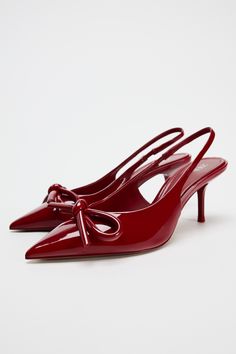 FAUX PATENT LEATHER BOW HEELED SHOES Red Png, Joggers Shoes, Zara Heels, Patent Heels, Bow Heels, Shoe Inspo, Slingback Shoes, Leather Bow, Red Heels