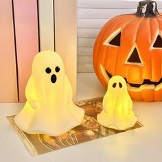 LED Halloween Lantern Light Horror Spooky Scary Lamp For Party Perfecl Halloween Cute Spooky Friendly Ghost Feature:  Material: 100%Polyester  Color:White  Product net weight: 113g/0.24lb  Product gross weight:120g/0.26lb  Product size:13.8x7.8x11.5cm/5.43x3.07x4.52in  Packing size:13.8x7.8x11.5cm/5.43x3.07x4.52in Description: This cute and playfully spooky hanging Halloween decoration is of a Friendly Ghost lantern. This Ghostly figure can be used for Christmas or Halloween decorations! It's ti Ghost Lantern, Funny Halloween Decorations, Halloween Lantern, Ghost Lights, Ghost Light, Halloween Lanterns, Novelty Lights, Ghost Decoration, Halloween Cute