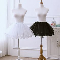 Bnwt White Petticoat. Only Tried On. Measurements In Photos. Petticoat Outfit Casual Women, Petticoat Pattern Diy, Diy Petticoat Easy, Petticoat Pattern, White Petticoat, Silk Slip Skirt, Black Pleated Mini Skirt, American Eagle Skirt, Skirt Aesthetic