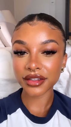 Feminine Things, Makeup For Black Skin, Brown Skin Makeup, Glamour Makeup, Makeup Looks Tutorial, Dark Skin Makeup, Makeup Obsession, Looks Black, Makeup For Black Women