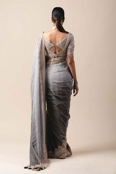 Shop Online Ombre tissue sari with embroidered details Tarun Tahiliani Designer Wear Collection at best price from Ensemble New Trendy Blouse Patterns, Fancy Back Neck Designs For Blouses, Blouse Back Neck Designs Pattern Fashion, Latest Unique Blouse Designs, Designer Blouse Patterns Unique, Blouse Designs Back Neck, Back Neck Blouse Designs, ब्लाउज बैक नेक डिजाइन, Blouse Neck Design