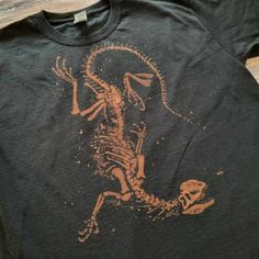 Painted Tshirt, Bleach Shirt Diy, Bleaching Clothes, Painted T Shirt, Academia Clothing, Painted Clothes Diy, Dinosaur Fossil, Dark Academia Clothing, Tshirt Painting