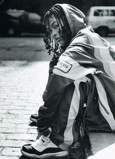 Da Brat Hip Hop Photoshoot, Old School Art, 90s Music Artists, Fashion Guys, Dance Costumes Hip Hop, Da Brat, Hip Hop Party, 90s Hip Hop Fashion