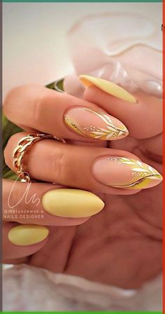 Yellow Nails Art, Yellow Nails Ideas, Summer Nails Yellow, Yellow Nail Designs, Yellow Nail Art, Yellow Nails Design, Fancy Nails Designs, Pretty Nail Art Designs, Yellow Nails