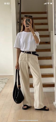 Old Money Fashion, Money Fashion, Elegant Aesthetic, Neutral Outfit, Outfit Goals, Looks Style, Pin It