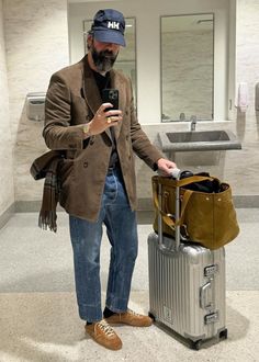 Winter Outfits For Men, Grandpa Style, Outfits For Men, Outfits Hombre, Mens Outfit Inspiration, Winter Outfits Men, Office Attire, Mode Inspo