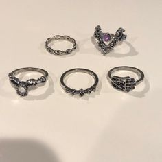 5 Rings One Size Never Worn Before. Meant For Layering. Different Sizes Whimsigoth Rings, Downtown Girl Jewelry, 90s Witch, Girl Rings, Downtown Girl, 5 Rings, Girl Jewelry, Rings For Girls, Ring Set