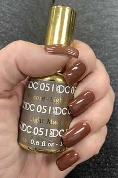 Dnd Light Macore, Dnd Fall Nail Colors, Dnd Colors, October Colors, Nails Sns, Nail Vibes, Bella Nails, Pedi Ideas, Nail Appointment