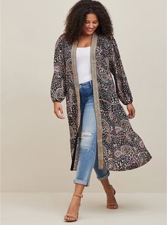 Tiered Maxi Kimono, PAISLEY BLACK Plus Size Kimono Outfit Summer, Embroidery Paisley, Boho Embroidery, Maxi Kimono, Bohemian Kimono, Kimono Duster, Summer Kimono, Somebody Else, Accessory Ideas