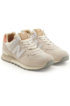 New Balance Shoes 574 Brown, Nude Womens Tennis Shoes, Cute New Balance Shoes 574, New Balance Beige Shoes, New Balance Trendy Shoes, New Balance Lifestyle Shoes Woman, New Balance Neutral Shoes, New Balance Shoes Beige, Aesthetic New Balance Shoes