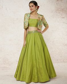 Gopi Vaid, Victorian Skirt, Simple Lehenga, Mehendi Outfits, Long Gown Design