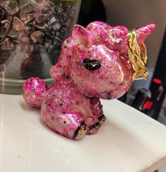 Pink glitter Unicorn ring holder figurine with rhinestones and lashes. Ring Halter, Fluffy Lashes, Unicorn Ring, Glitter Unicorn, Jewelry Displays, Pink Glitter, Jewellery Display, Jewelry Organization