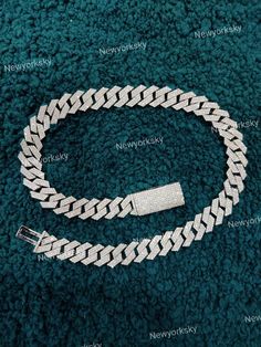 15 mm-22 Inches Vvs Moissanite Studed Cuban Chain, Moissanite Necklace, Men's Miami Cuban link Chain, Cuban Link Necklace For men's ★ More inquiry Contact Me On WhatsApp : +917600583595 ✹Moissanite Cuban Chain Details:- ▶ Cuban Width : 15 mm ▶ Cuban Length : 20 Inches / 24 Inches ▶ Material : Sterling Silver ▶ Diamond : Moissanite ▶ Moissanite Cut : Round Brilliant Cut ▶ Moissanite Color : DEF ▶ Moissanite Clarity : VVS ▶ Polish : Excellent ▶ Moissanite Hardness : 9.25 ▶ Cut Grade : Excellent Cu Luxury Cuban Link Necklace With Silver Chain And Diamond, Luxury Cuban Link Diamond Necklace With Silver Chain, Pandora Bracelet Charms Ideas, Cuban Link Necklace, Miami Cuban Link Chain, Miami Cuban Link, Cuban Link Chain Necklaces, Blood Diamond, Moissanite Necklace