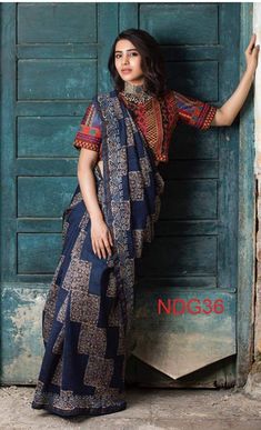 Indowestern Silhouette, Indian Formals For Women, Ajrak Blouse Designs, Flowy Outfit, Trendy Dress Styles, Formal Saree