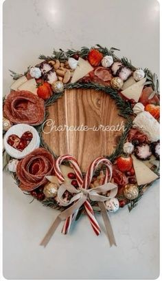 Christmas Chaturie Board, Home Alone Charcuterie Board, Cuchutery Board Christmas, Christmas Inspired Charcuterie Board, Holiday Dessert Board Platter, Wreath Charcuterie Board Ideas, Sharcutary Board Ideas Christmas, Holiday Chacutery Boards, Grazing Table Christmas Party