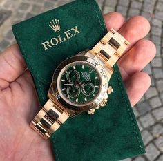 Suits Style, Mens Designer Watches, Watches Rolex, Rolex Watches For Men, Expensive Watches, Rolex Men, Hand Watch