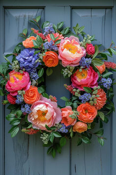 32 Stunning Summer Wreath Designs for Your Front Door Summer Wreaths For Front Door Summertime, Summer Wreaths For Front Door Diy, Summer Wreath Ideas, Summer Wreaths For Front Door, Spring Front Porch, Summer Wreath For Front Door, Summer Front Door, Floral Door Wreaths, Diy Spring Wreath