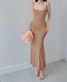 Elegant Beige Bodycon Dress, Chic Beige Fitted Bodycon Dress, Elegant Beige Bodycon Sleeveless Dress, Elegant Brown Fitted Bodycon Dress, Brown Dress Aesthetic, Brown Dress Korean Style, Elegant Dresses Classy Vintage, Gowns Dresses Elegant, Modest Dresses Casual