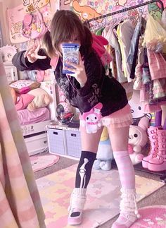 cred--> @Pinkbeanyyy (pic not mine! check out her ig!!) Mother Garden, Your Cute, Kawaii Room, Creepy Cute, Kawaii Clothes, Kawaii Girl, Fit Inspo, Kawaii Fashion