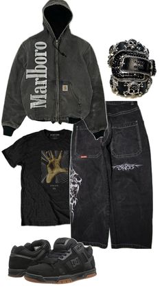 Skater Outfit, Baggy Outfit Ideas, Chica Cool, Streetwear Fits, Fire Fits, Cool Outfits For Men, Swaggy Outfits, Streetwear Men Outfits, Dc Shoes