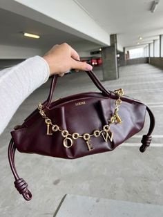 #loewe #fashion #designer #bag #bagsandpurses Luxury Bags Collection, Bag Obsession, Hot Bags, Loewe Bag, Girly Bags, Luxury Purses, Fancy Bags, Bag Trends