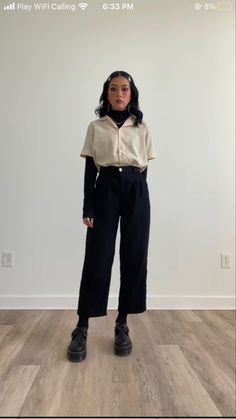 Alternative Fashion Work, Work Grunge Outfits, Femme Androgynous Style, Professional Punk Outfits, Business Casual Outfits Alternative, Androgynous Femme Fashion, Creative Work Outfits Women, Edgy Academia Outfits, Cool Professional Outfit