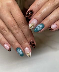 Cosmetology Nails Designs, Short Nails Acrylic Color Ideas, Fall Summer Nails, Fun Short Nails, Cool Summer Nails, Nailart Summer