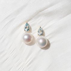 Venus's Tear 14K Gold Blue Gemstone Aquamarine Freshwater - Etsy Pearl And Gemstone Earrings, Aquamarine And Pearl Jewelry, Aquamarine Pearl Earrings, Bridal Fits, Blue Earrings Wedding, Pastel Ocean, Blue Pearl Earrings, Round Pearl Earrings, Blue Gemstone Earrings