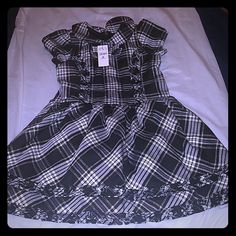 Girls Black And White Plaid Dress With Matching Bloomers Fitted Black Dress For School, Black Fitted Dress For School, Cute Black School Dress, Black And White Plaid Dress, Girls Black And White, White Plaid Dress, Place Dress, Black And White Plaid, Girls Black