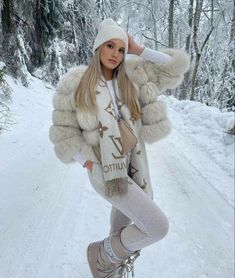 Winter Wonderland Outfit, Vinter Mode Outfits, Cute Christmas Outfits, Ski Outfit, Snow Fashion, Snow Outfit, Cold Outfits