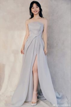 #tansongyun #谭松韵 #Seventan #Xiaotan #譚松韻 #chinese #actress Trendy Dress Styles, Tan Songyun, 파티 드레스, Chinese Fashion, Korean Fashion Dress, Pretty Prom Dresses, Fairytale Dress, Fashion Attire