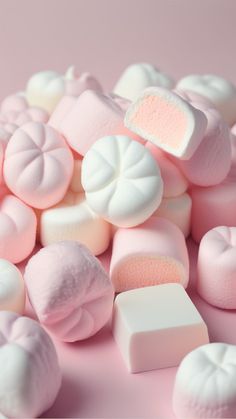 Pink and white marshmallows wallpaperby MW. Pink And White Marshmallows, Candy Aesthetic Wallpaper, Pink Theme Wallpaper, Pink Deserts, White And Pink Aesthetic, Marshmallow Aesthetic, Yummy Wallpaper, Pastel Colors Aesthetic