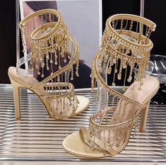 High Heel With Rhinestone Fringe For Formal Occasions, Ladies High Heels, Chinese Shoes, Golden Shoes, Rhinestone High Heels, Womens Gladiator Sandals, Crystal Sandals, Roman Fashion, Crystal Shoes