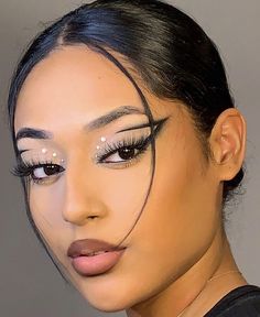 Hydrating Foundation, Makeup For Black Skin, Dope Makeup, Bold Makeup, Makeup Eye Looks, Creative Eye Makeup, Creative Makeup Looks, Liquid Liner, Eye Makeup Art