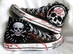 Grunge Shoes, Punk Shoes, Pola Sulam, Rock Punk, Estilo Punk, Punk Outfits, Alt Fashion, Swag Shoes