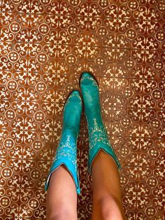 Teal Cowboy Boots Outfit, Cowboy Boots Aesthetic, Teal Boots, Boots Aesthetic, Blue Cowboy Boots, Printed Wallpaper, Cowgirl Aesthetic, Horse Girl, It Girl