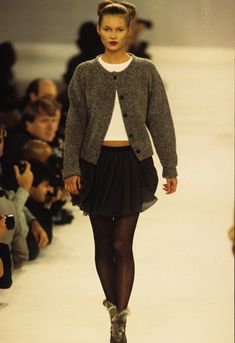 90s Runway Fashion, 90s Model, Isaac Mizrahi, Runway Show, Kate Moss, Fall Winter Outfits, Victoria Beckham