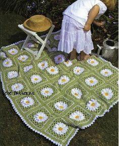 Cottage Core Crochet Patterns, Beginner Haken, Crochet Cottagecore, Cottagecore Crochet, Crochet Afghans, Leisure Arts, Afghan Crochet Patterns, Bag Crochet