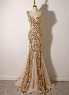 Great Gatsby Prom Dresses, Great Gatsby Prom, Brides Maid Gown, Gatsby Wedding Theme, Great Gatsby Dresses, Prom Dress Inspo, Gatsby Dress, Outfit Inspo Casual, Prom Dress Inspiration