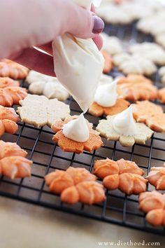 Cookie Press Cookies, Cookies Sandwich, Maple Icing, Caramel Cookies