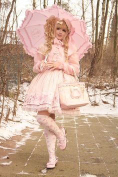 Japanese Lolita Fashion, Oc Stuff, Lolita Outfits, Dream Fashion, Gyaru Fashion, Pastel Fashion, Japanese Street Fashion, Sweet Lolita, Harajuku Fashion