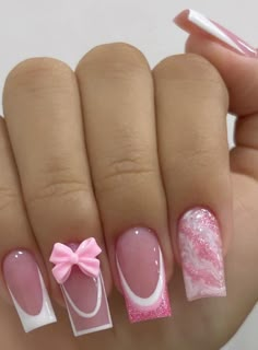 Aesthetic Nails Glitter, Bow Nail Designs, Acrylics Nails, Girly Acrylic, Fancy Nails Designs, Acrylic Nails Coffin Pink, Acrylic Nails Coffin Short