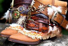 Love these. Upcycled vintage boho boots. Custom Cowboy Boots Handmade, Upcycle Cowboy Boots Diy, Cowboy Boot Upcycle, Boot Bracelet Chic, Brown Patchwork Cowboy Boots, Vintage Festival