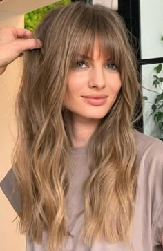 50 Wispy Bangs For All Hair Lengths (2024) Bangs And Balayage, Messy Wavy Hair, Hair Change, Classic Wear, Hair 2024, Long Bangs, Wispy Bangs, Long Hair With Bangs, Long Wavy Hair