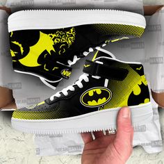 Batman Air Mid Shoes Custom Sneakers Fans All of our Air Mid Shoes styles are custom-made-to-order and handcrafted to the highest quality standards. High-quality rubber sole for traction and exceptional durability Lace-up closure for a snug fit. Each designed pair is one-of-a-kind, combining handcrafting tradition, quality, and modern style. Features a semi-glossy leather to make the shoes more breathable and easier to clean. Material: Microfibre leather: chemical & abrasion resistance, anti-cre Batman Shoes, Marvel Shoes, Custom Batman, High Top Air Force, Batman Outfits, Mid Shoes, Air Force Shoes, I Am Batman, Exclusive Sneakers