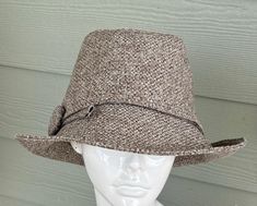 Fedora in tweed... alluring brim.. easy care... cotton lining.. lightweight.. warm Size 22/23 Pine Mountain, Fedora, Caps Hats, Accessories Hats, Art Collection, Bathing Beauties, Electronic Accessories, Purses And Bags, Music Clothes