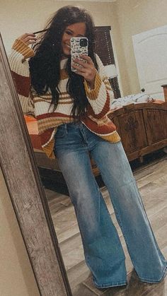 Cute Southern Fall Outfits, Lowkey Western Outfits, Flare Jean Western Outfit, Boho Wide Leg Jeans Outfit, Straight Leg Jeans Western Outfits, Womens Western Fall Outfits, Fall Outfits Women Western, Southern Fall Outfits 2023, Women’s Western Casual