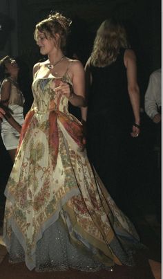 Runway Fashion Couture, Chique Outfits, Drew Barrymore, Fairytale Dress, Vestidos Vintage, Stunning Dresses, A Dress, Dream Dress