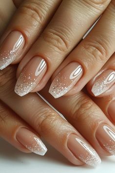 White Nails For Wedding, Famous Nails, Elegant Touch Nails, Bridal Nails Designs, Bridesmaids Nails, Beige Nails, Wedding Nail, Nail Style, White Nail Designs